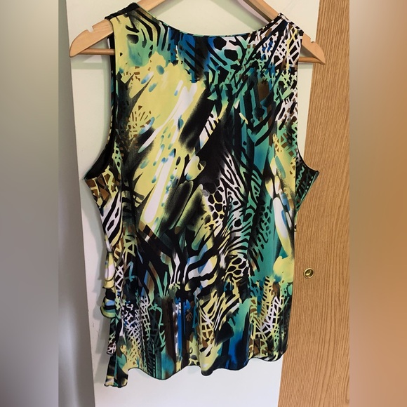 Multicolor Sleeveless Ruffle Top - Picture 3 of 7